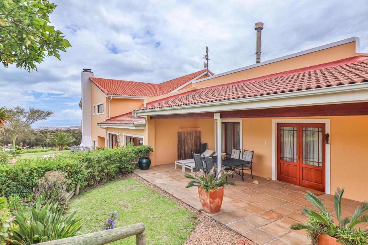 Apricot Gardens Guesthouse Gordons Bay Exterior photo