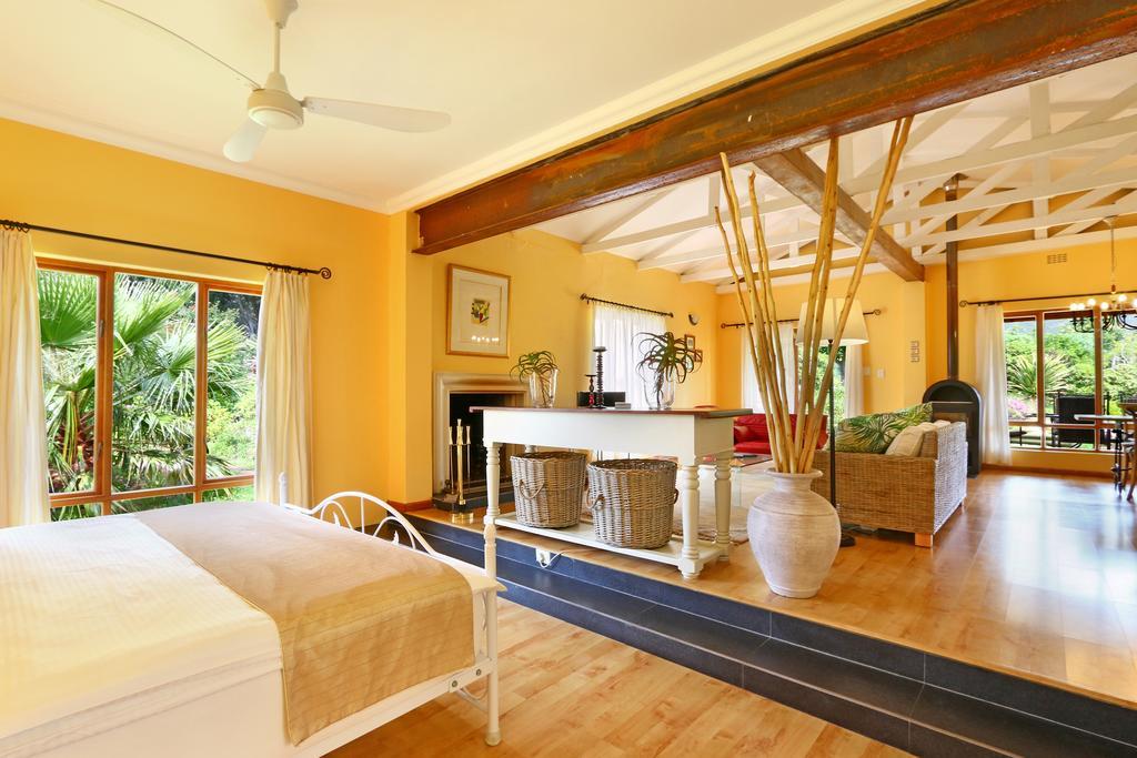 Apricot Gardens Guesthouse Gordons Bay Exterior photo